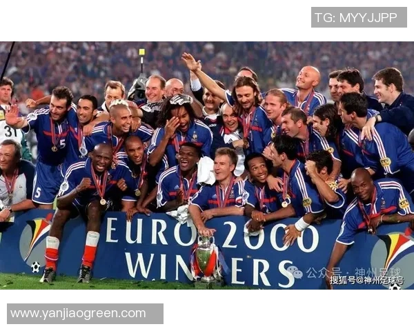 卡塞米罗的足球之路:从巴西传奇到欧洲顶级中场的蜕变与辉煌 卡塞米罗的足球之路:从巴西传奇到欧洲顶级中场的蜕变与辉煌