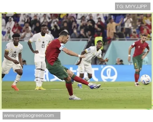 精彩纷呈的7日世界杯足球比赛直播全程回顾与精彩瞬间分享