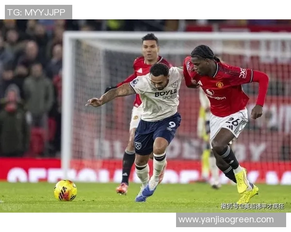 狼队与曼联激战正酣比赛直播全程回顾与精彩瞬间分析